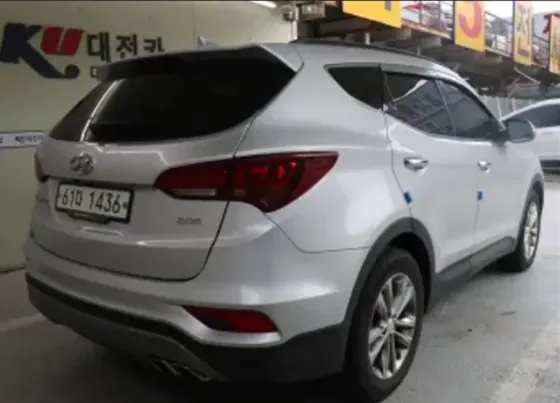 Hyundai Santa Fe 2018 თბილისი