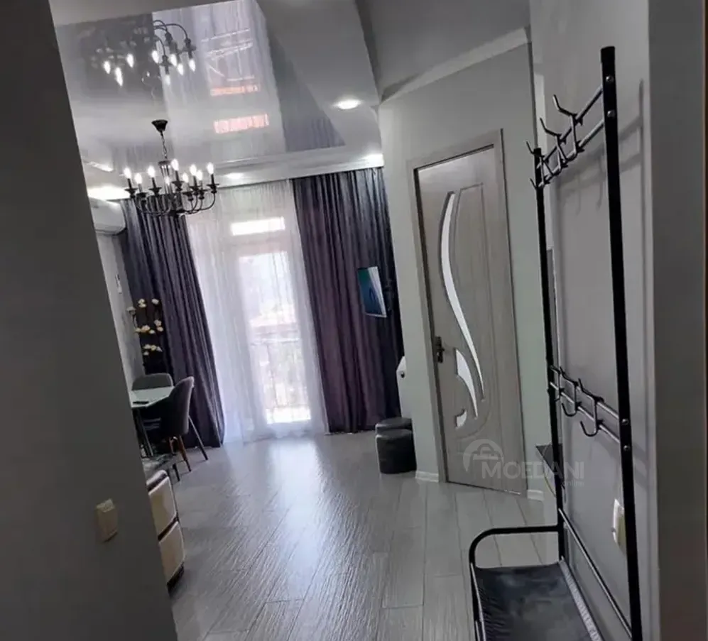 Apartments For Rent three-room 65м² 8/14 floor Batumi - photo 10