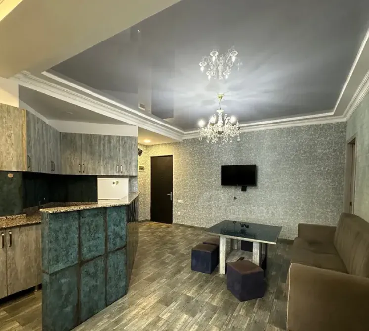 Apartments For Rent three-room 70м² 3/14 floor Batumi - photo 2