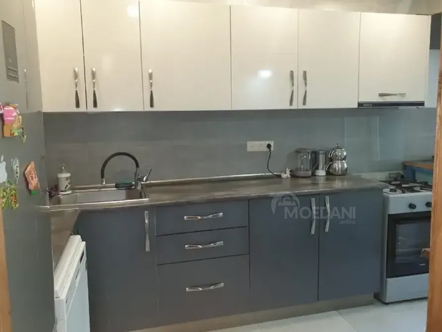 Short Term Rentals four-room 130m² 3/5 floor Batumi - photo 2