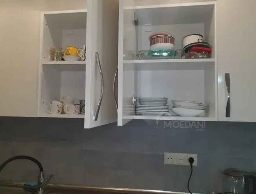 Short Term Rentals four-room 130m² 3/5 floor Batumi - photo 3