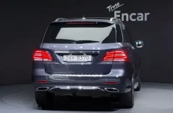 Mercedes GLE 3L 2016 Тбилиси