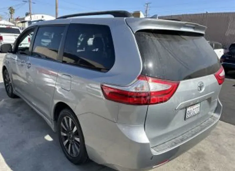 Toyota Sienna 3.5L 2 თბილისი - photo 4