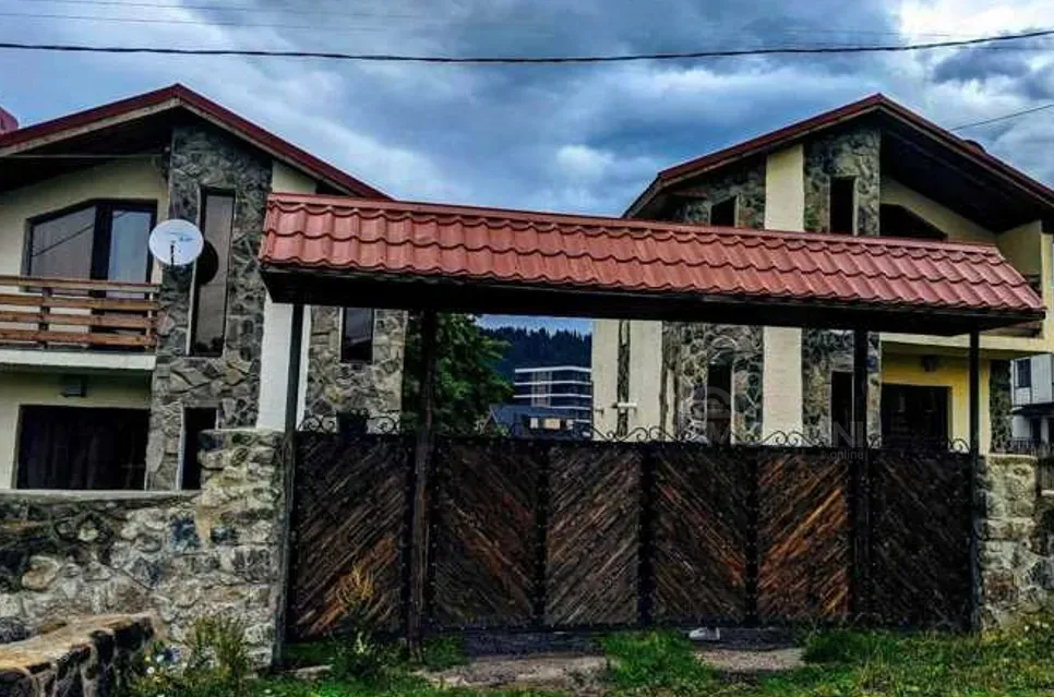 ქირავდება დღიურად აგარაკი 90м² ბორჯომი - photo 1