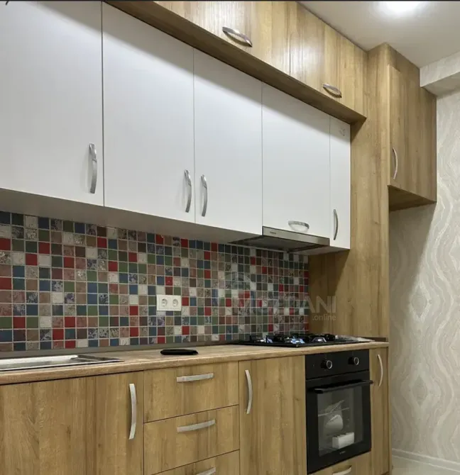 იყიდება 3 ოთახიანი ბინას 70მ² 2/10 სართ თბილისი - photo 6