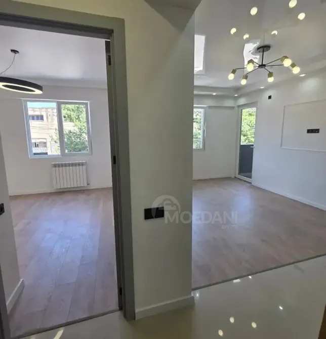 იყიდება 3 ოთახიანი ბინას 55მ² 2/8 სართ თბილისი - photo 11