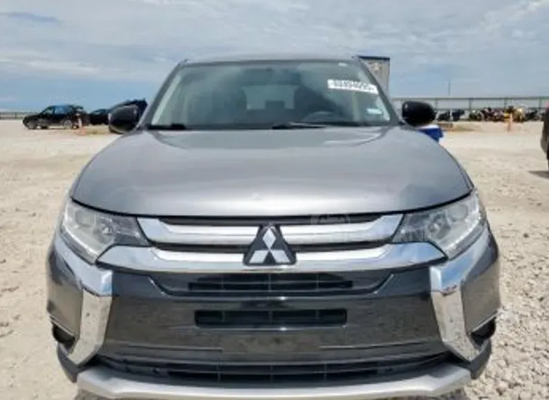 Mitsubishi Outlander 2018 თბილისი - photo 1
