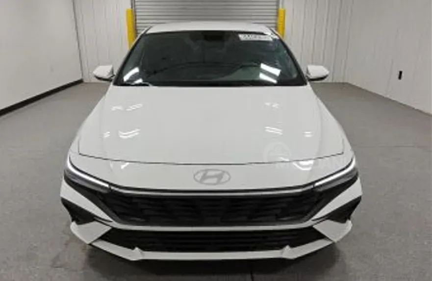 Hyundai Elantra 2024 Тбилиси - изображение 1