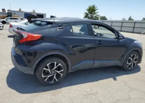 Toyota C-HR 2L 2018 Тбилиси