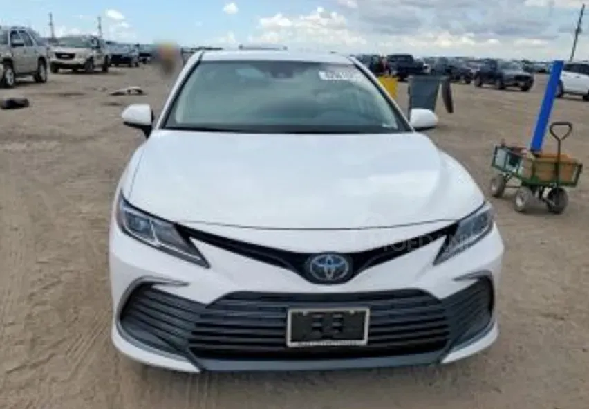Toyota Camry 2.5L 2024 Тбилиси - изображение 1