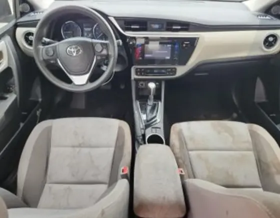 Toyota Corolla 1.8L 2017 Тбилиси