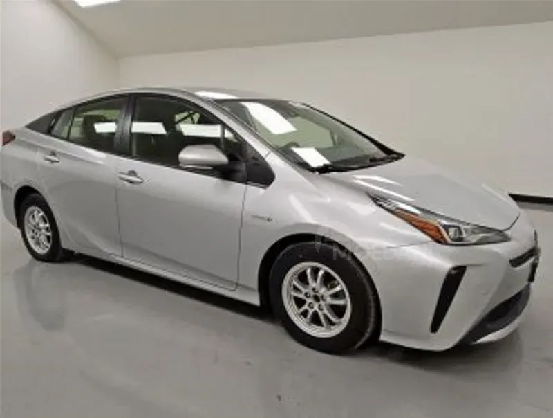 Toyota Prius 1.8L 2021 Тбилиси - изображение 2