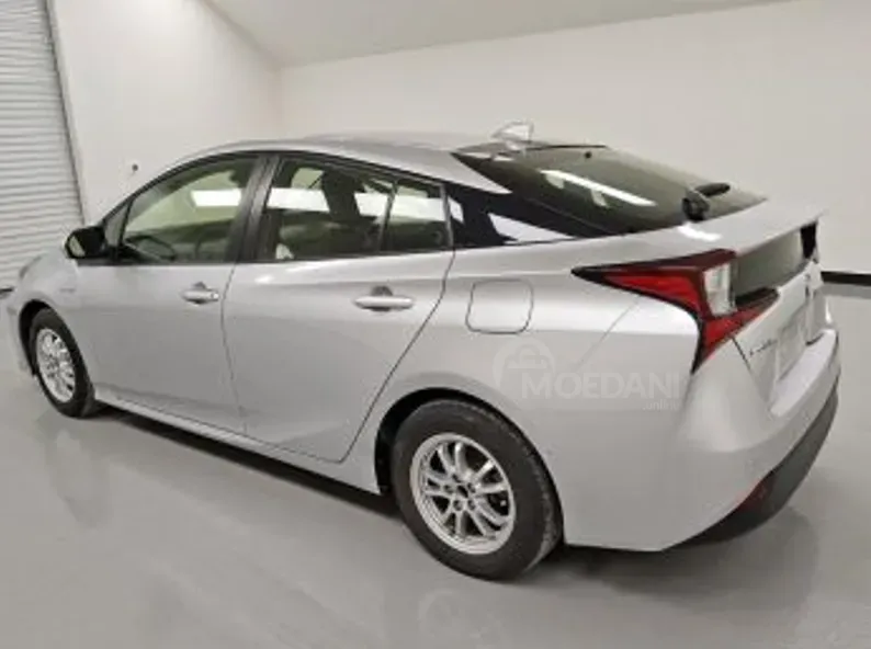 Toyota Prius 1.8L 2021 Тбилиси - изображение 4