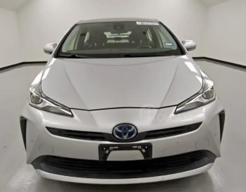 Toyota Prius 1.8L 2021 Тбилиси - изображение 1