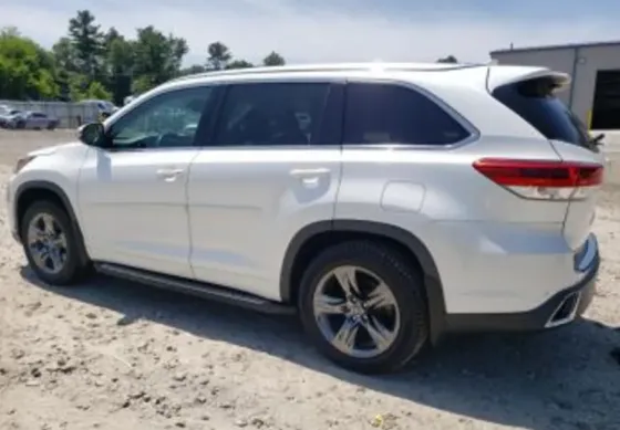 Toyota Highlander 3.5L 2017 თბილისი