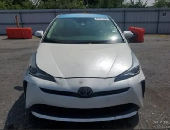 Toyota Prius 1.8L 2019 Тбилиси