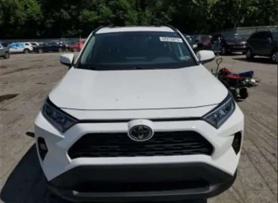 Toyota RAV4 2.5L 2021 Тбилиси