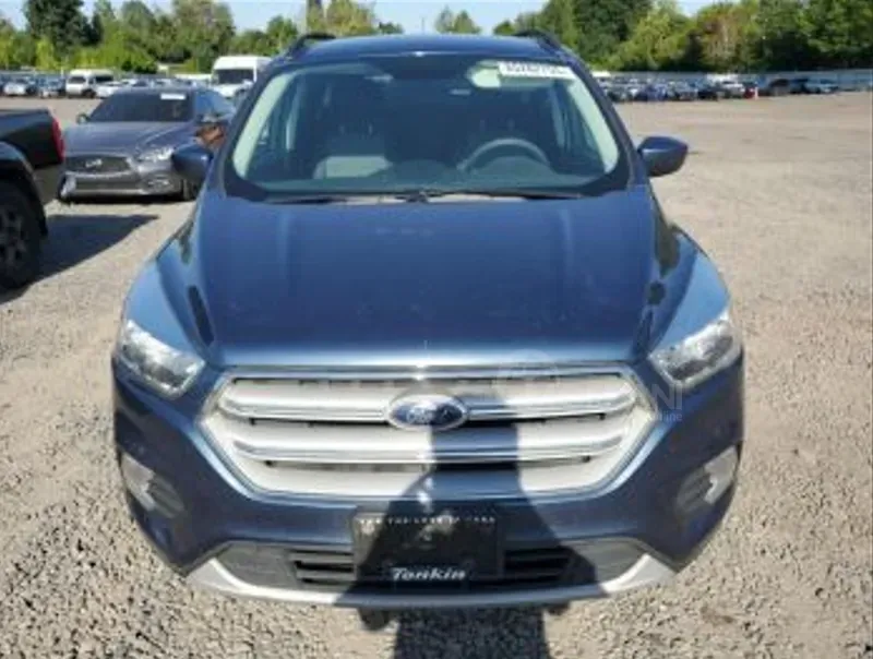 Ford Escape 1.5L 2018 Тбилиси - изображение 1