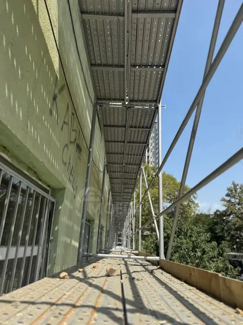 Facade of a house with a roof of 1m2 Tbilisi - photo 9