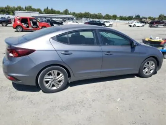 Hyundai Elantra 2019 Тбилиси