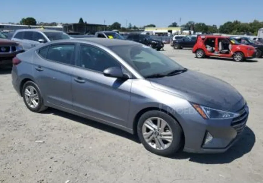 Hyundai Elantra 2019 Тбилиси - изображение 2