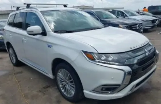 Mitsubishi Outlander 2022 Тбилиси