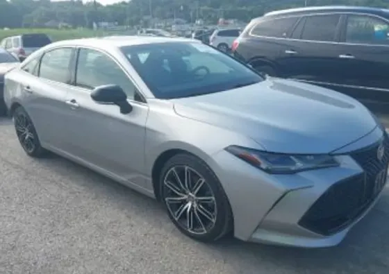 Toyota Avalon 3.5L 2019 Тбилиси