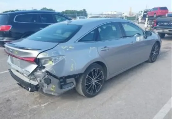 Toyota Avalon 3.5L 2019 Тбилиси