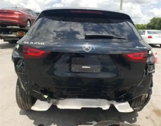 Mercedes GLA 2L 2023 Тбилиси