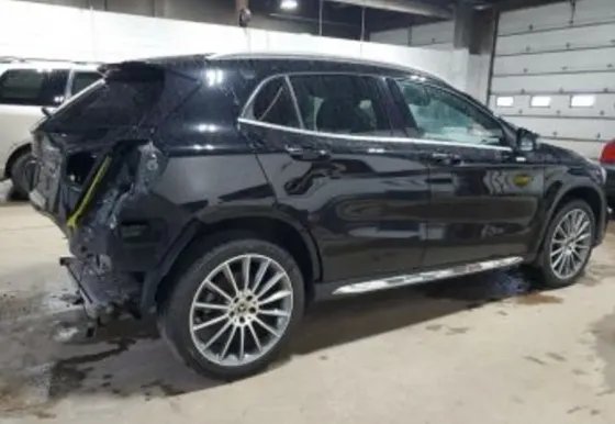 Mercedes GLA 2L 2018 Тбилиси
