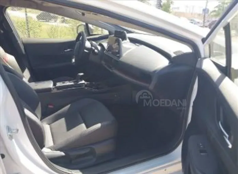 Toyota Prius 2L 2023 Тбилиси - изображение 7