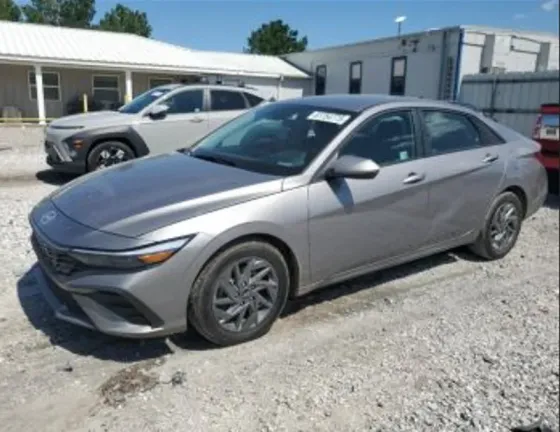 Hyundai Elantra 2024 Тбилиси