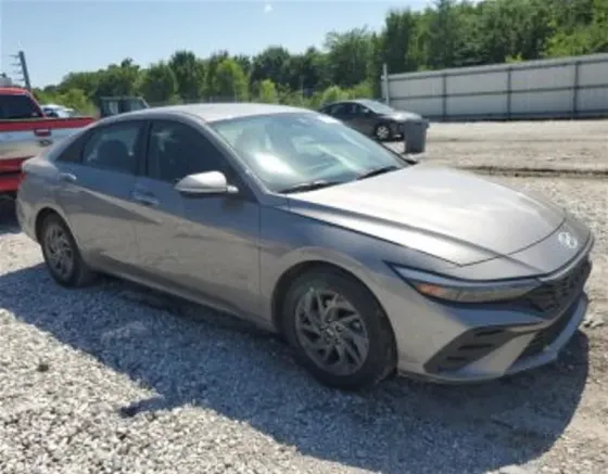 Hyundai Elantra 2024 Тбилиси