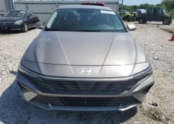 Hyundai Elantra 2024 Тбилиси