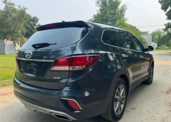 Hyundai Santa Fe 2017 თბილისი
