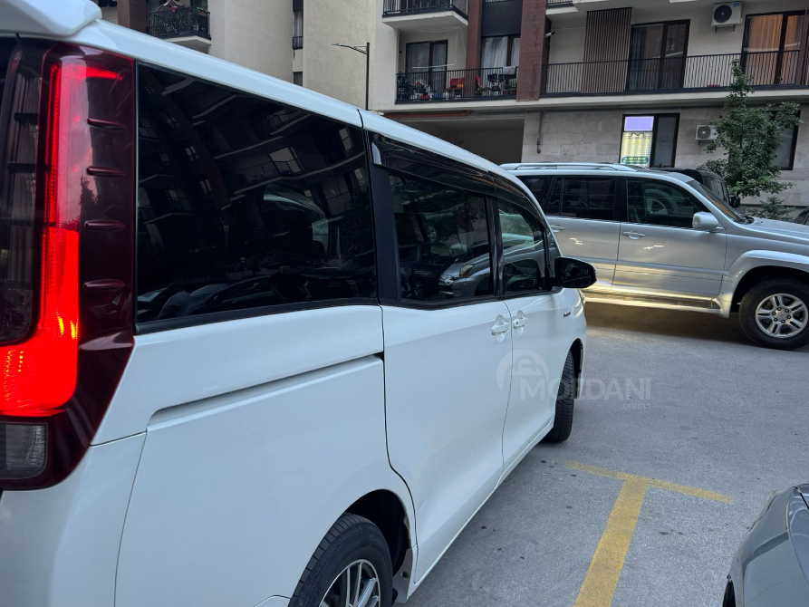 Toyota Noah 1.8L 2015 თბილისი - photo 5