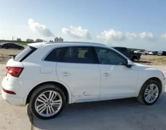 Audi Q5 2018 Тбилиси