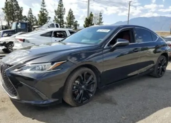 Lexus ES 2022 Тбилиси