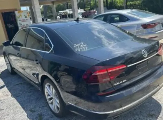 Volkswagen Passat 2 2018 Тбилиси