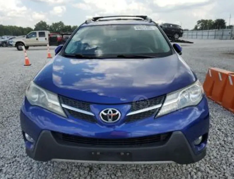 Toyota RAV4 2.5L 2015 Тбилиси - изображение 1