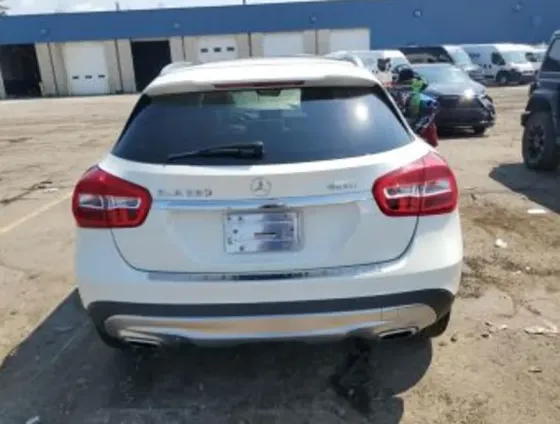 Mercedes GLA 2L 2016 Тбилиси