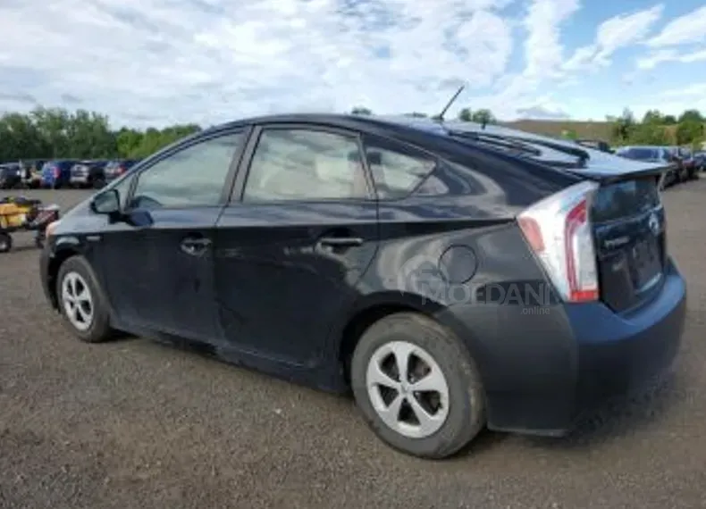 Toyota Prius 1.8L 2015 Тбилиси - изображение 3