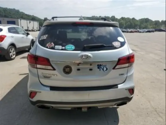 Hyundai Santa Fe 2017 თბილისი