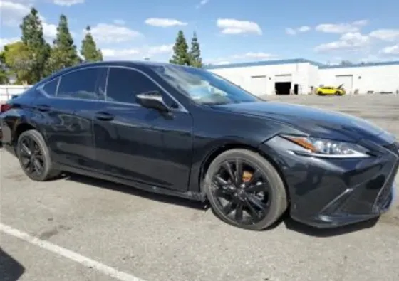 Lexus ES 2022 Тбилиси