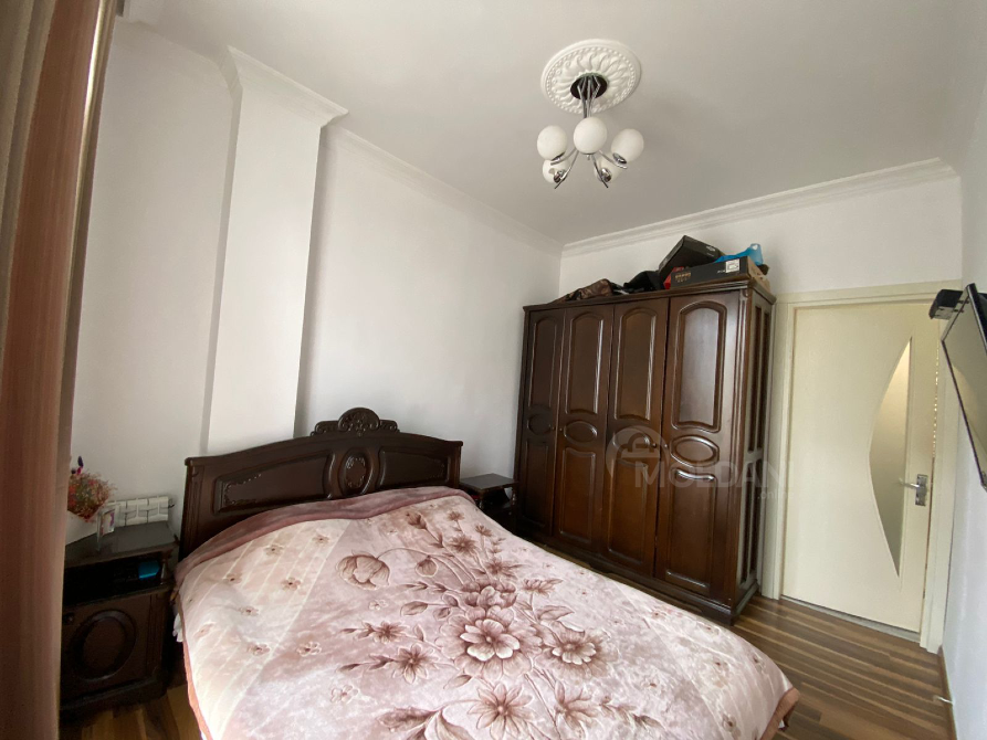 იყიდება 3 ოთახიანი ბინას 83მ² 4/6 სართ ბათუმი - photo 9