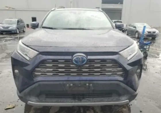 Toyota RAV4 2.5L 2021 Тбилиси
