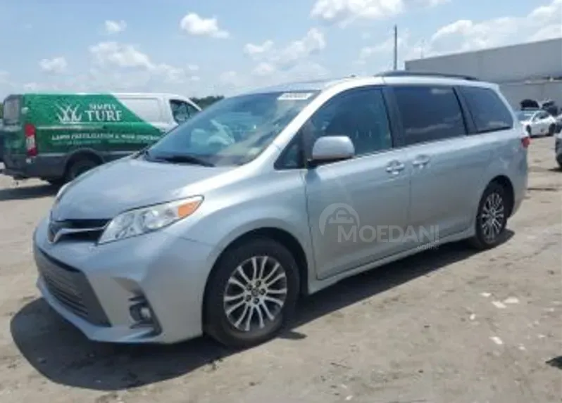 Toyota Sienna 3.5L 2019 Тбилиси - изображение 6