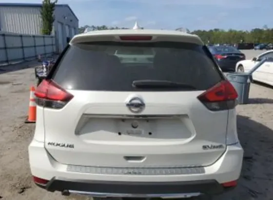 Nissan Rogue 2017 Тбилиси