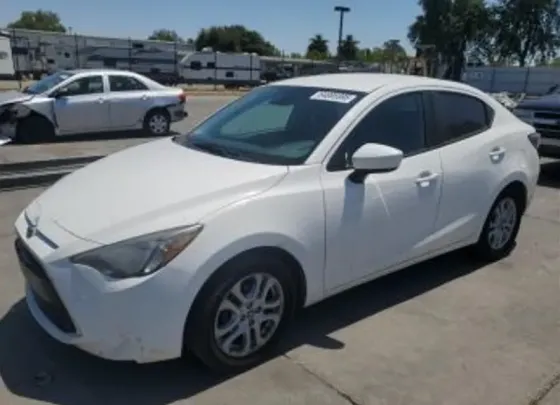 Toyota Yaris 1.5L 2017 Тбилиси