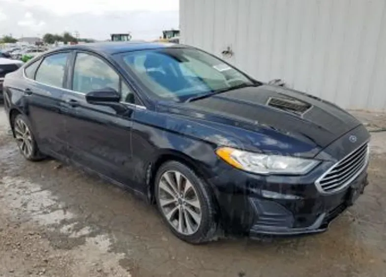 Ford Fusion 2L 2019 Тбилиси - изображение 2